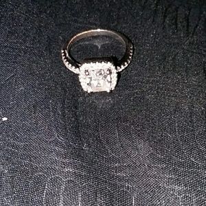 Diamond ring